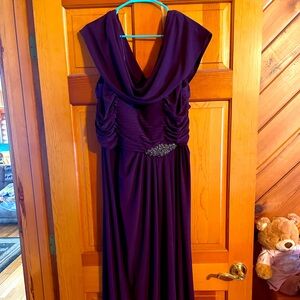 Women’s full length dress. Only worn once. Plum color.